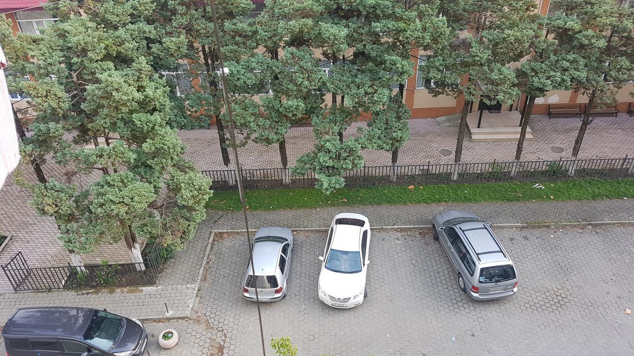 Батуми, 5 Комнатная 外观 照片